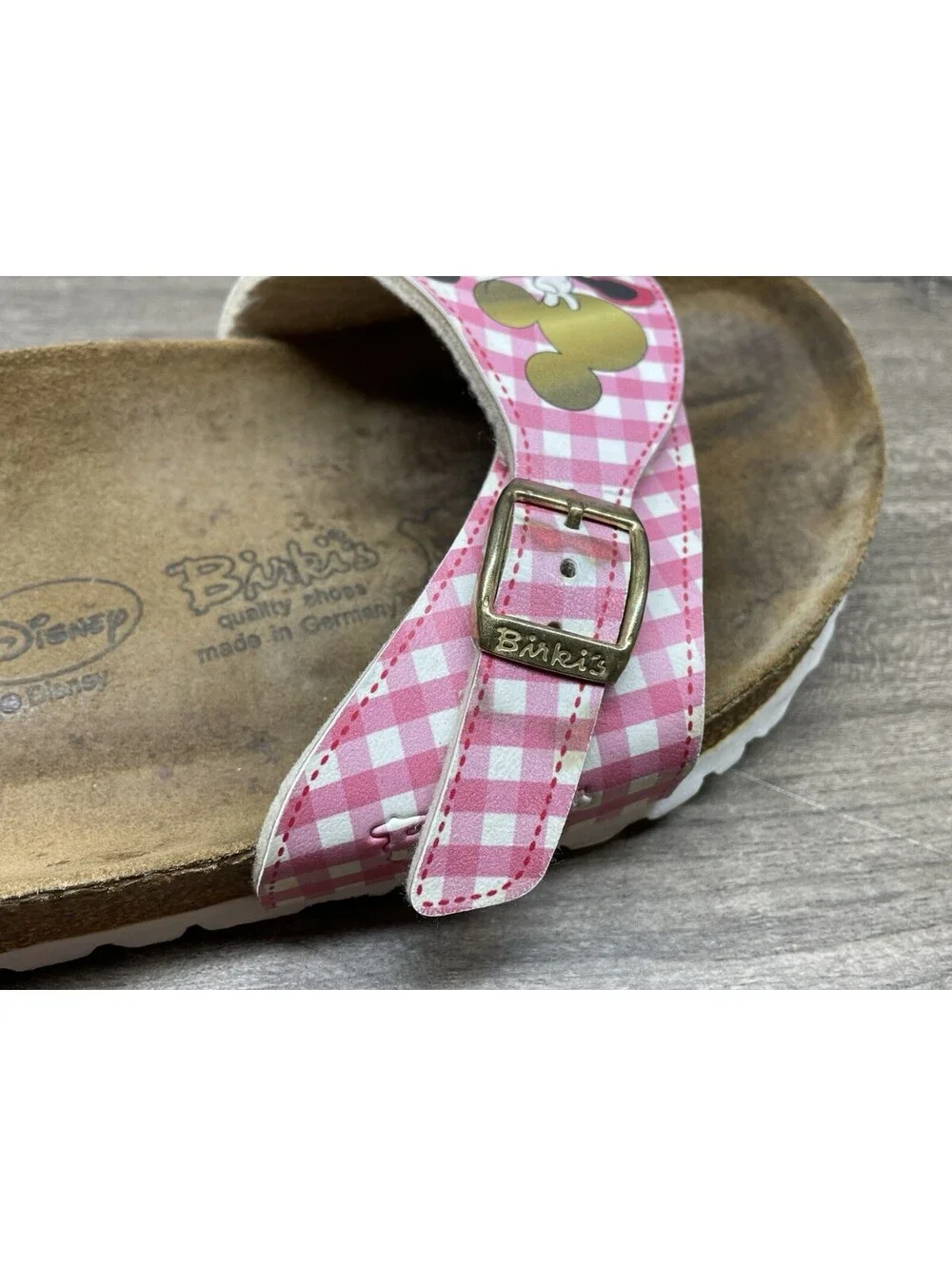 Birkis by Birkenstock Minnie Mouse Women’s Sz 6 Buckle Sandals EU 37 Disney Pink